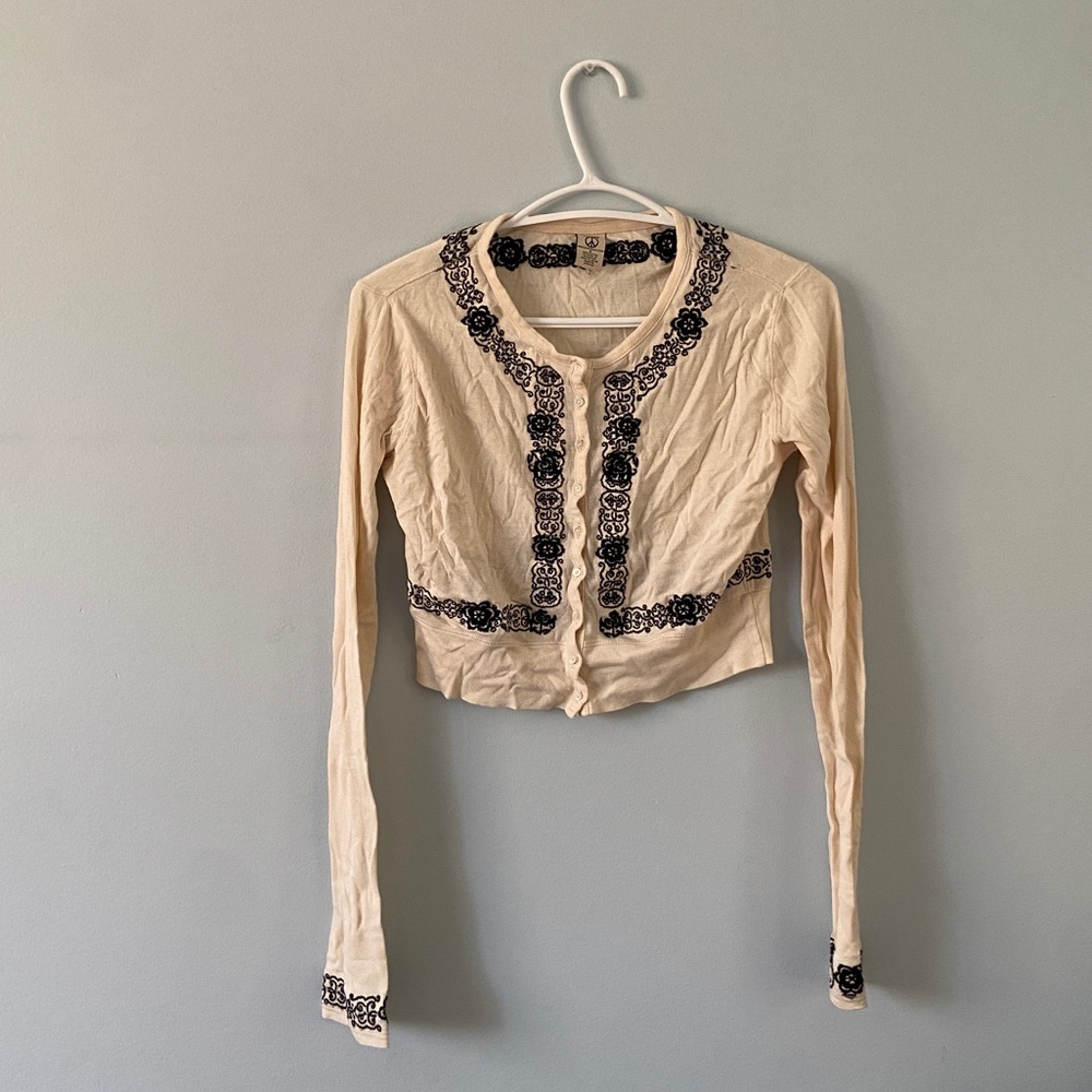 Vintage Lucky Brand Long Sleeve Cropped Top